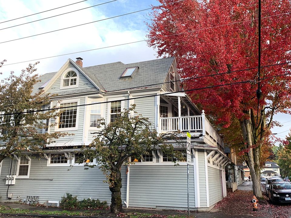 Yamhill & 35th