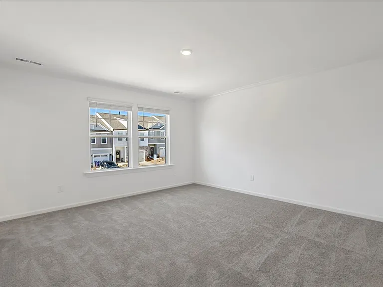 256 Hank Way — Photo 10