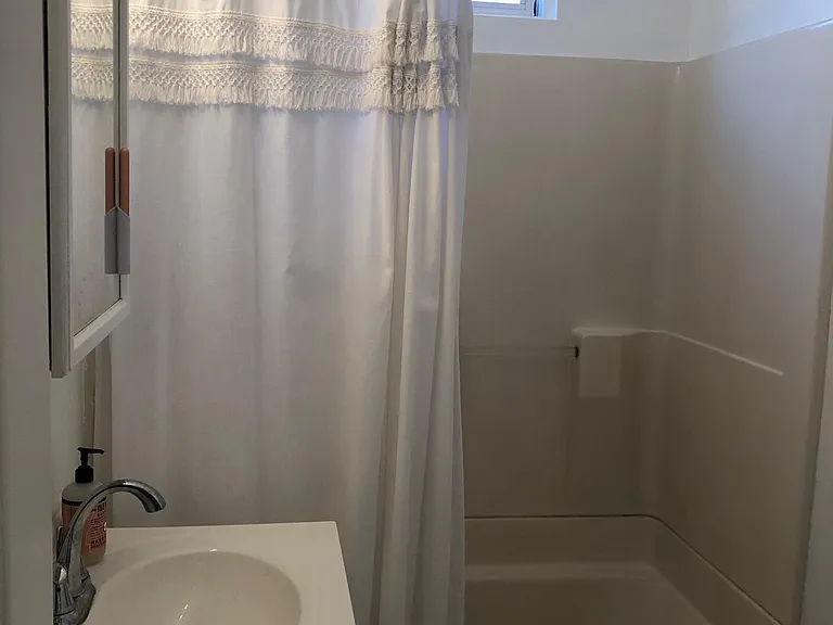 2068 Reed Ave — Photo 6