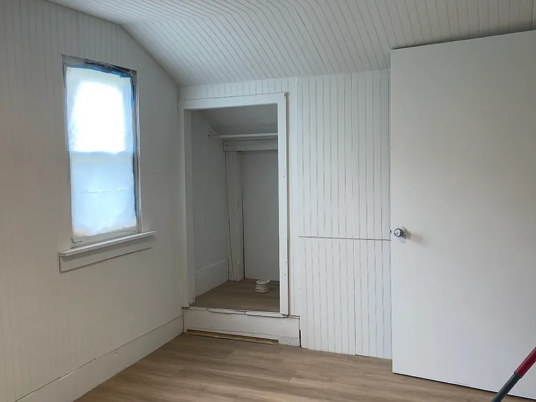 Upstairs bedroom right, small closet 
new closet to be added