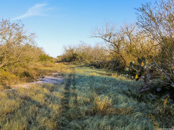 000 CR 105, San Diego, TX 78384