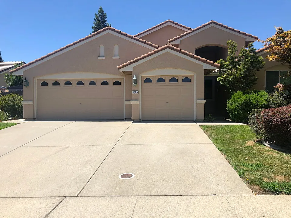 1005 Halidon Way
