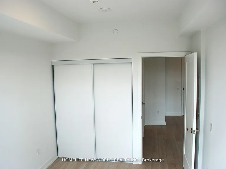 415 Main St W #605 — Photo 13