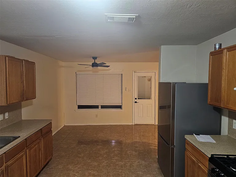 5910 Minor St — Photo 7