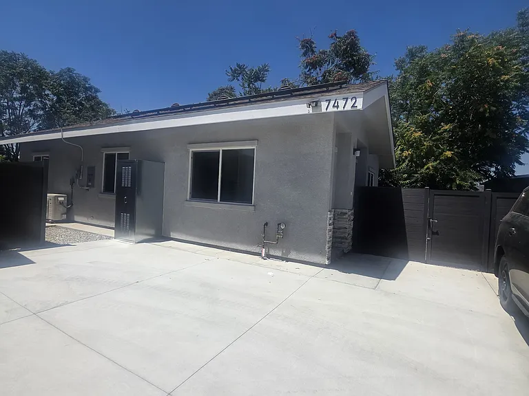 7472 Guthrie St — Photo 6