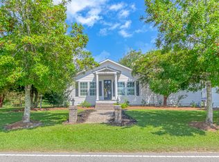 17333 Peacock Rd, Whiteville, NC 28472