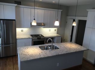 203 W 6th Ave, Columbus, OH 43201