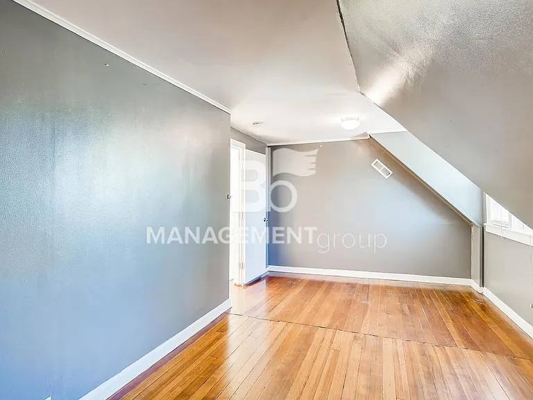 653 SW Sherman St — Photo 19
