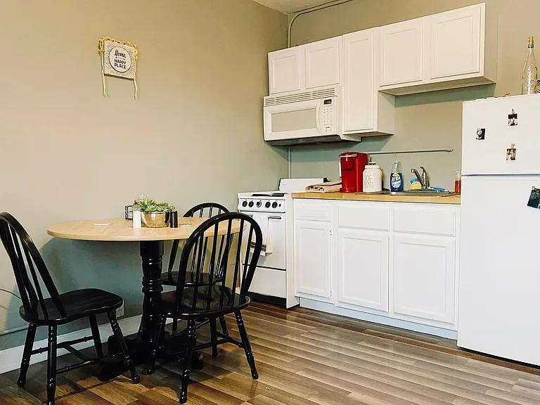 Example Kitchen - furniture not included in rental
