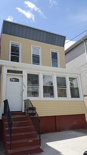 123 Williams Ave #1 Photo 1