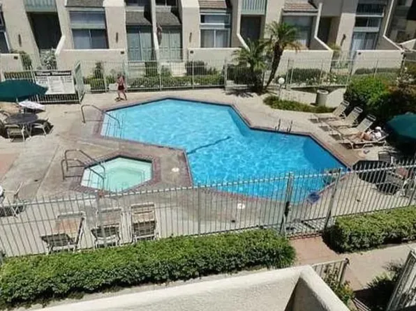9950 Topanga Canyon Blvd Unit 26, Chatsworth, CA 91311