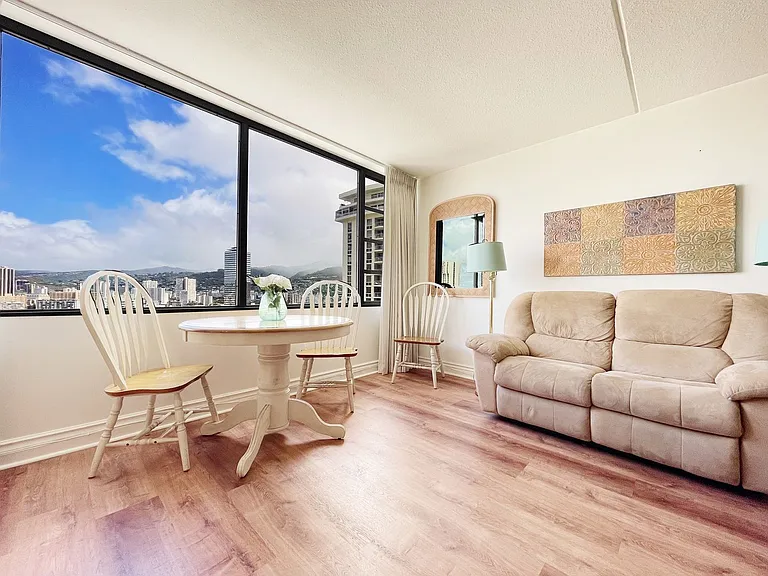 400 Hobron Ln #2306 — Photo 2