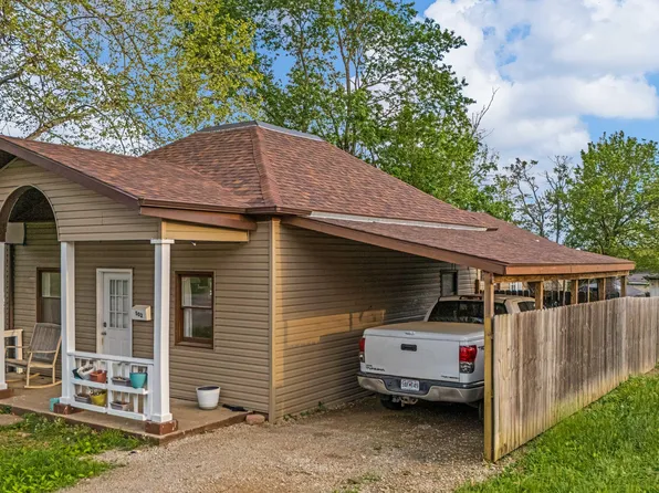 502 W 4th Street, Willow Springs, MO 65793