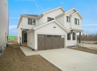 608 176th Ave NW, Edmonton, AB T5Y 3V6