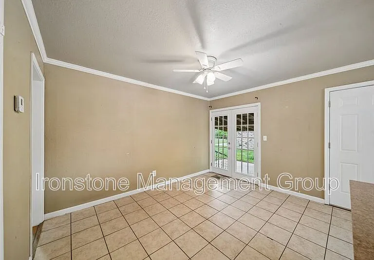 906 N Atlanta St — Photo 12