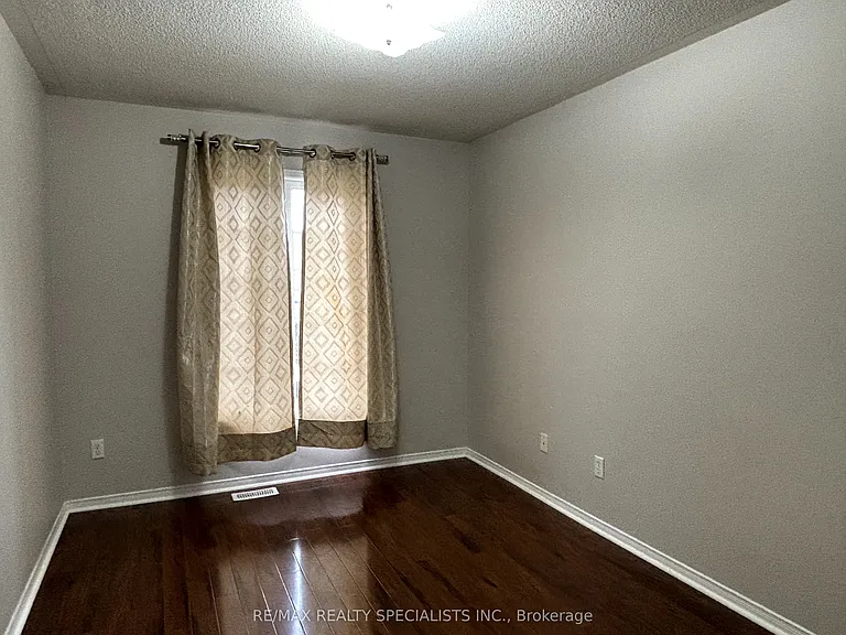 47 Hollingsworth Cir — Photo 10