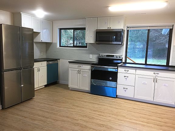 2nd image of 5809 237th St SW