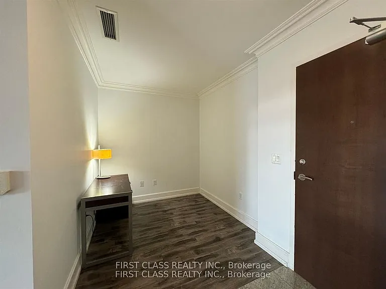 650 Sheppard Ave E #623 — Photo 2