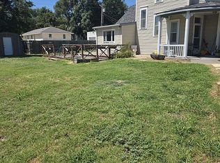 204 W 7th St, Hays, KS 67601