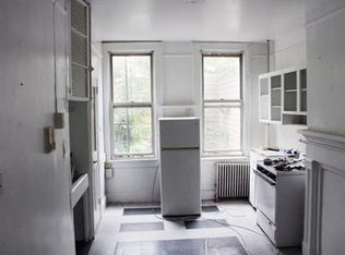 90 Eagle St #2F, Brooklyn, NY 11222