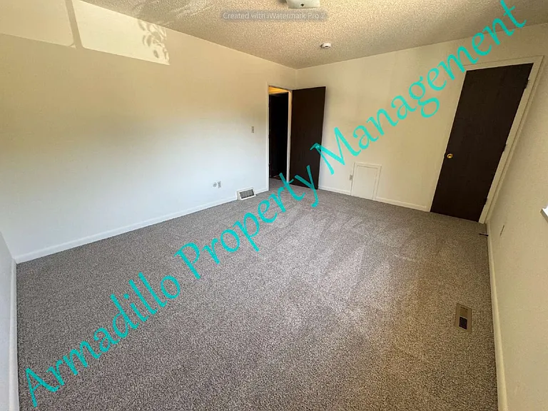 606 W Alpert Ct — Photo 14