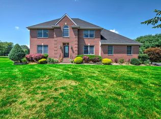 1 Kudyba Ct, Manalapan, NJ 07726