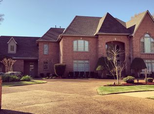 8118 Meadow Glen Dr, Germantown, TN 38138