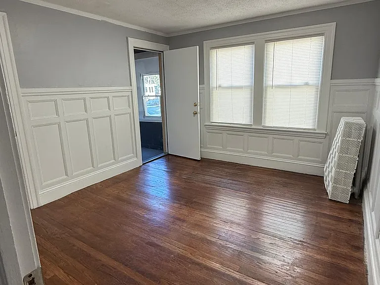 35 Suffolk St #35 — Photo 14