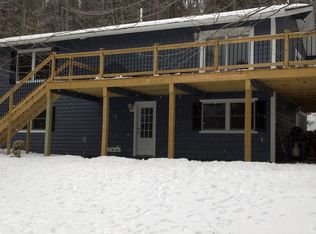 1071 Lake Ave, Sunapee, NH 03782