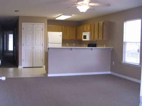 242 Wilson Ave #B1