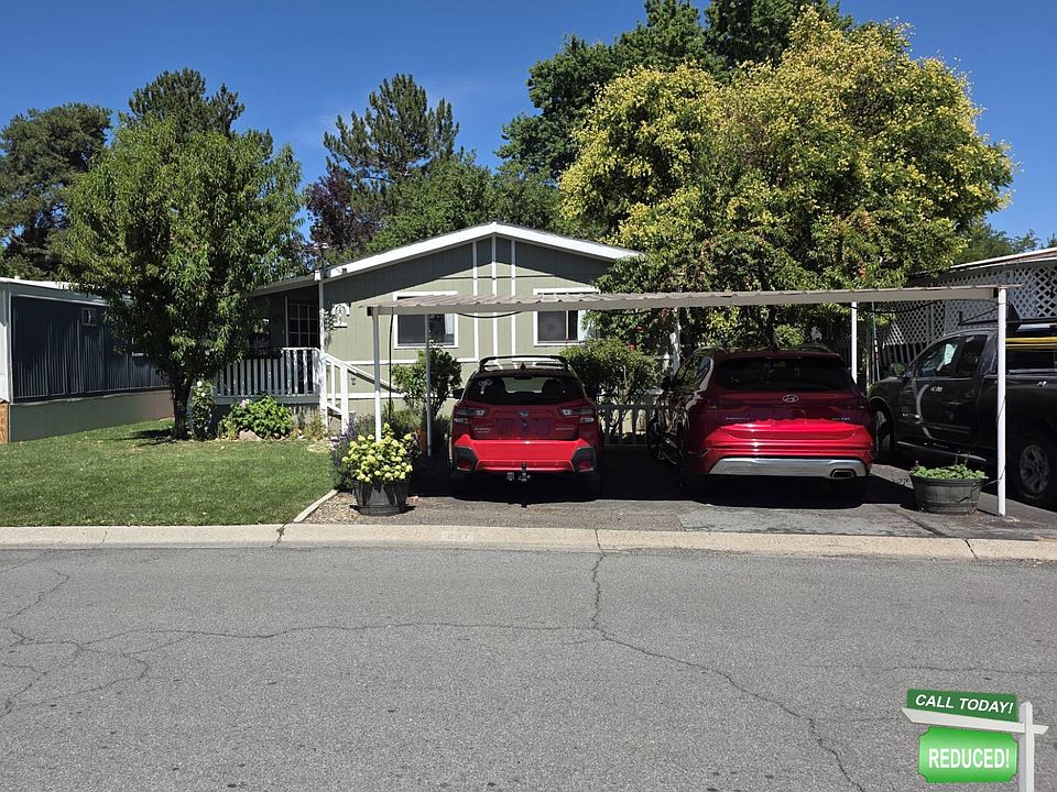 1st image of 207 Luxury Ln