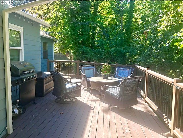 2nd image of 9802 NE 21st Pl