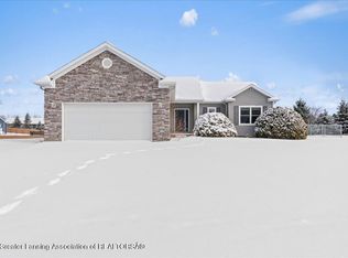 404 Haley Ct, Laingsburg, MI 48848