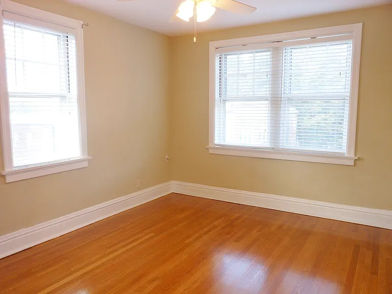 75XX Parkdale Ave — Photo 11