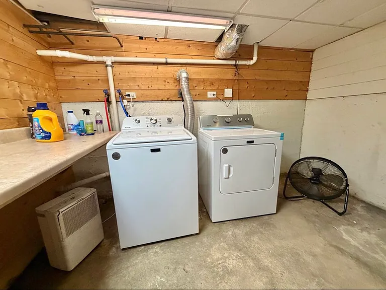 2035 Broadway St — Photo 26