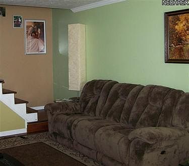 4th image of 813 Tollis Pkwy #6
