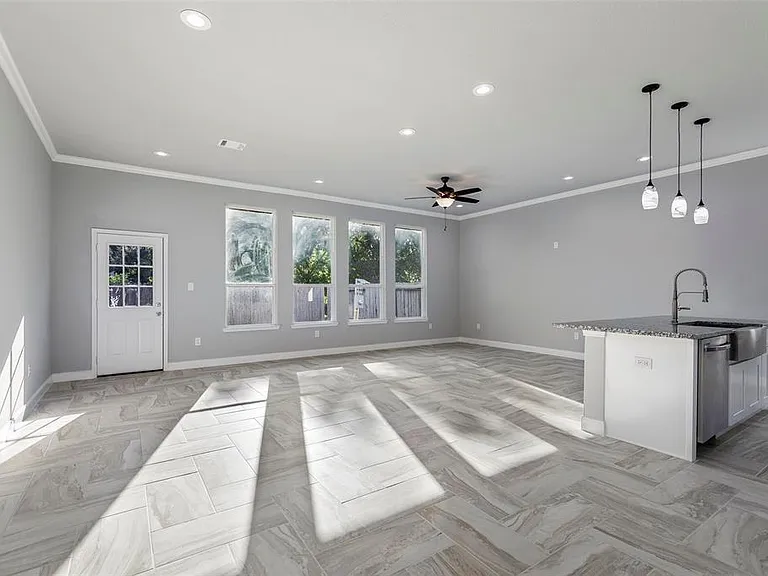 17403 Harmony Hill Dr — Photo 8