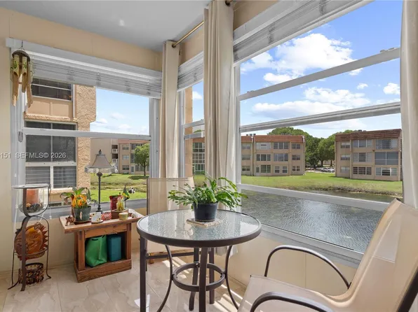 9340 Sunrise Lakes Blvd APT 209, Sunrise, FL 33322