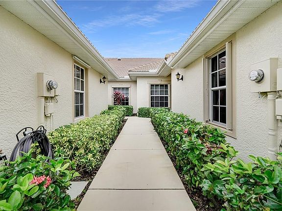 2nd image of 20920 Calle Cristal Ln Unit 5