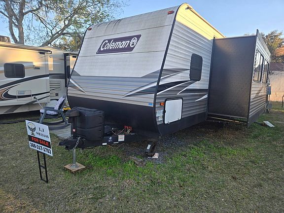 2nd image of 10 Nova Rd #527