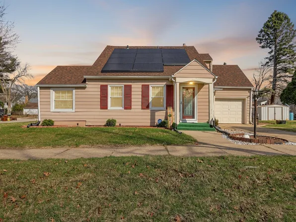 1704 22nd St, Rockford, IL 61108