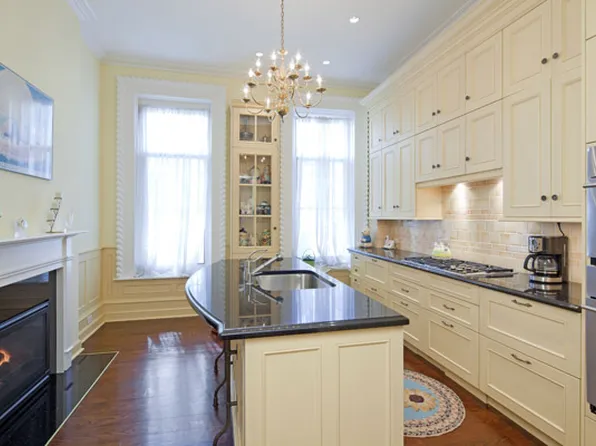 143 East 18th Street image 1 of 7