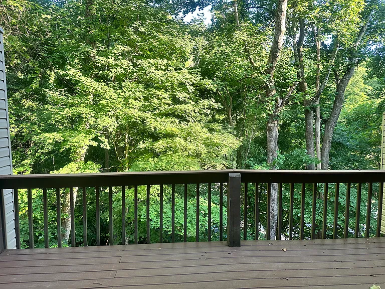 1131 Breckenridge Dr — Photo 12