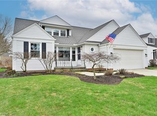 19017 Colahan Dr, Rocky River, OH 44116