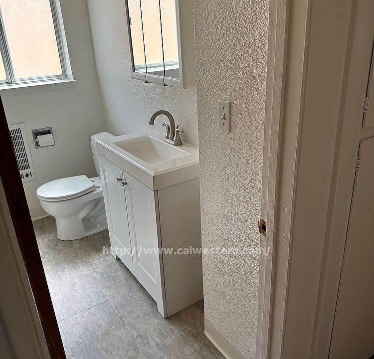 2nd image of 435 Acalanes Dr APT 25