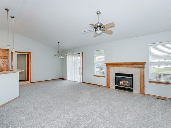 5th image of 12114 E Ayesbury St