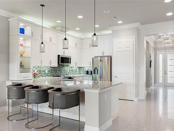 4th image of 13617 Mandarin CIR