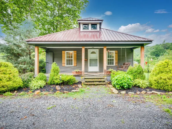 106 Buck Creek Rd, Roan Mountain, TN 37687