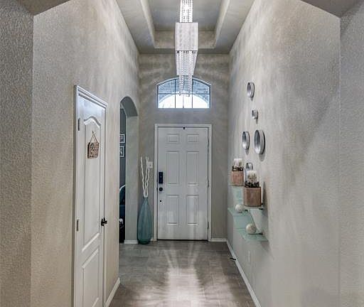 4th image of 11813 Hassop Ln
