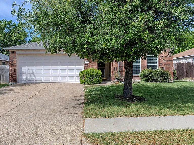 789 Kingfisher Ln — Photo 25